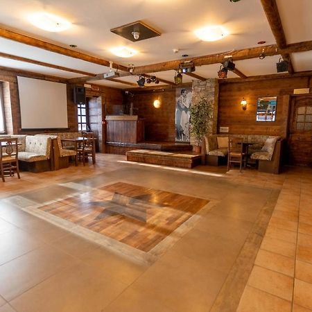 Hotel Des Alpes Saint-Rhemy-En-Bosses Exterior photo